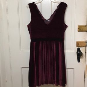 Unworn Velvet Holiday Christmas Dress, size 10